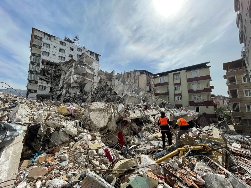 Türkiye’nin en uzun gecesi 6 Şubat: 105 saniyede 53 bin canımız gitti!
