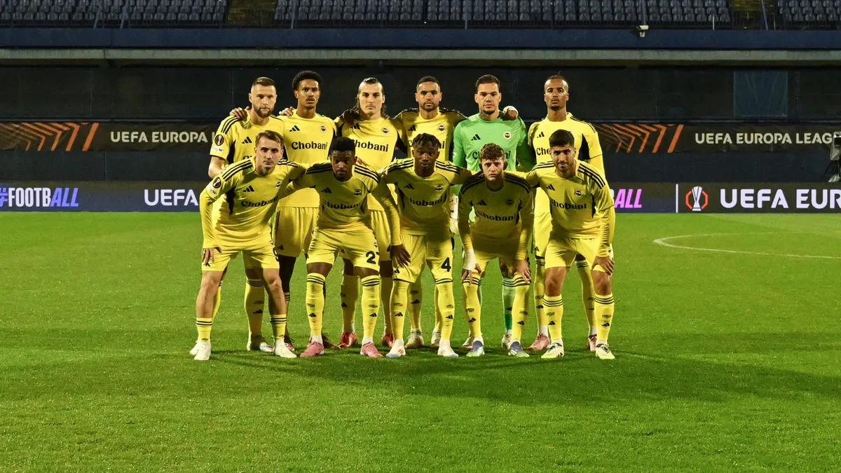 SON DAKİKA: Fenerbahçe’nin konuğu Antalyaspor! Karşılaşmanın ilk 11’leri belli oldu… SON DAKİKA: Fenerbahçe’nin konuğu Antalyaspor! Karşılaşmanın ilk 11’leri belli oldu…