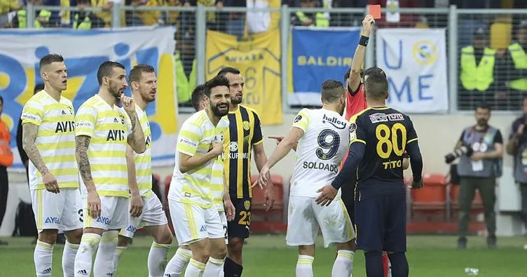 Mehmet Ekici’nin cezası belli oldu! Fenerbahçe’de Mehmet Ekici şoku!