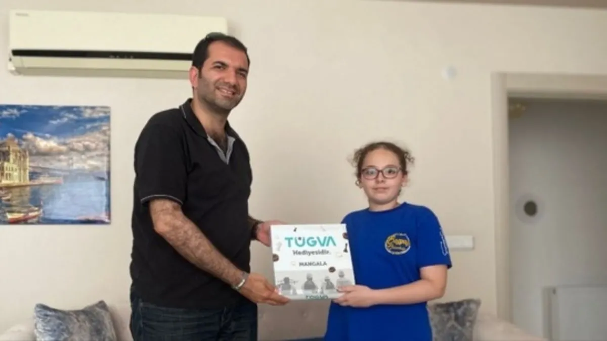 Esma Yılmaz, TÜGVA’nın kitap kurdu yarışmasında Türkiye’de ilk 10’a girdi
