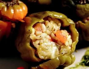 Mozzarellalı Biber Dolması