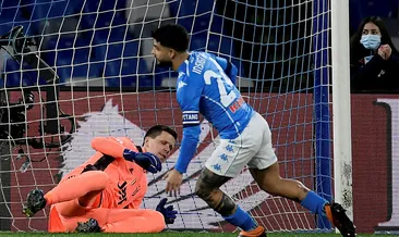 Napoli, evinde Juventus’u devirdi!