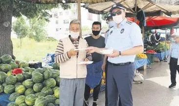 Elmadağ zabıtası maske dağıttı