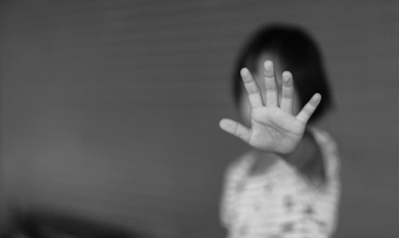 Çocuklara dört koldan koruma