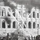 Çırağan Sarayı yandı