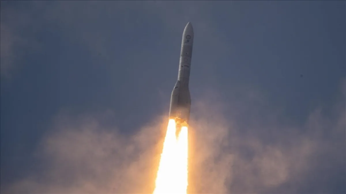 Avrupa Uzay Ajansının yeni roketi Ariane 6 ilk kez fırlatıldı Avrupa Uzay Ajansının yeni roketi Ariane 6 ilk kez fırlatıldı
