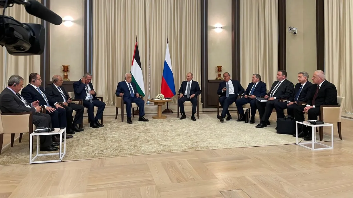 Putin, Filistin Devlet Başkanı Abbas ile görüştü Putin, Filistin Devlet Başkanı Abbas ile görüştü