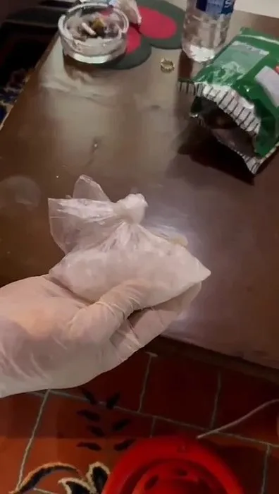 Yer Esenyurt: Polisin elini attığı her yerden çıkanlar şaşkına çevirdi!