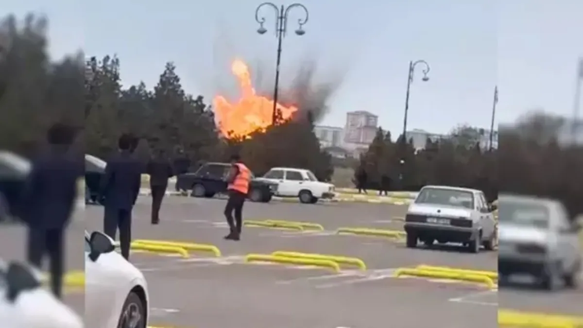 Azerbaycan’dan dikkat çeken karar: 12 saat süre ile hava sahasını kapattı! Azerbaycan’dan dikkat çeken karar: 12 saat süre ile hava sahasını kapattı!