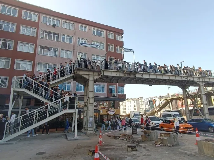 İstanbul’da metrobüs rezaleti! Vatandaş İmamoğlu'na isyan etti