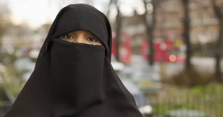 Avusturya’da burkalı genç kıza taciz!