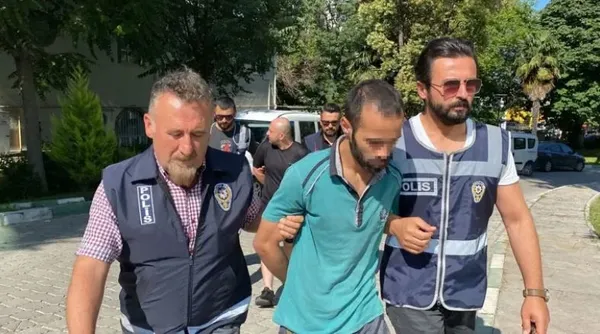 cenk-evine-gelen-arkadaslari-tarafindan-katledilmisti-dosya-yargitaya-tasindi-1790680280030.jpg