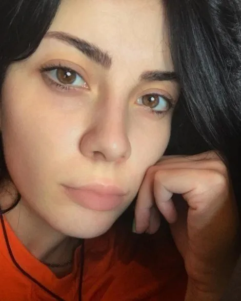Ünlülerin makyajsız halleri ( Burçin Terzioğlu )