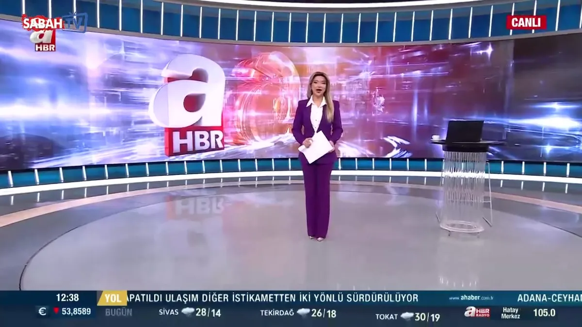 Kayseri Gazeteciler Cemiyeti’nden A Haber’e 3 ödül birden videosunu izle Kayseri Gazeteciler Cemiyeti’nden A Haber’e 3 ödül birden videosunu izle