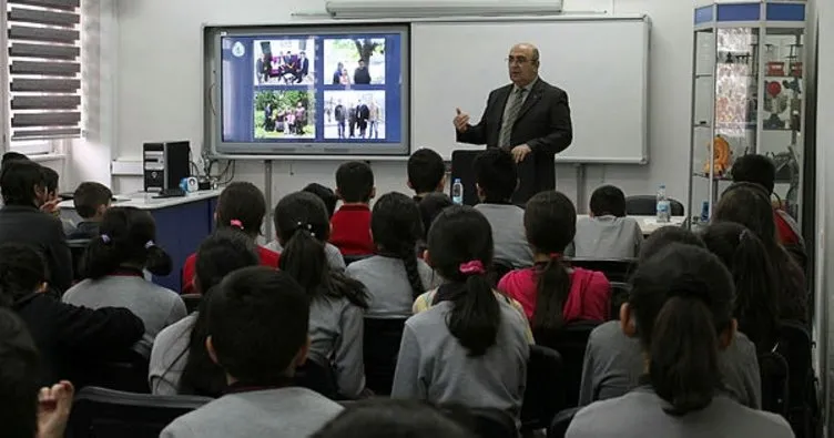 Gazi Ahmet Muhtar Paşa Ortaokulu öğrencilerine Mehmetçik Vakfı’nı anlattı