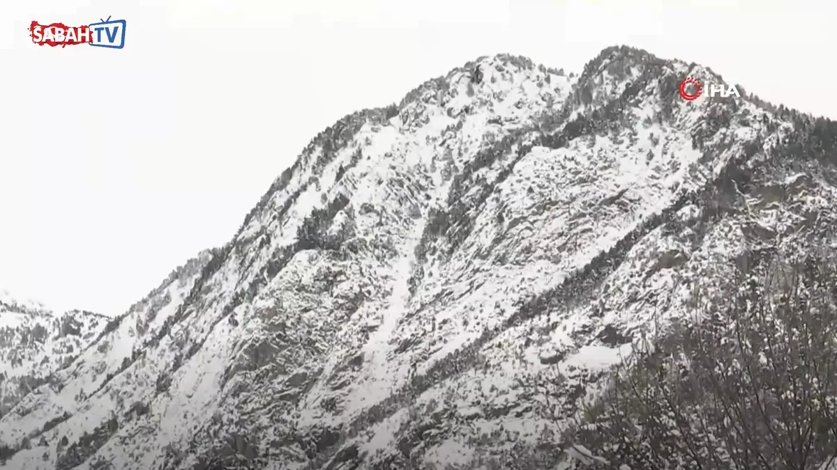 İspanya’da kayak merkezinde çığ faciası: 3 ölü | Video videosunu izle İspanya’da kayak merkezinde çığ faciası: 3 ölü | Video videosunu izle