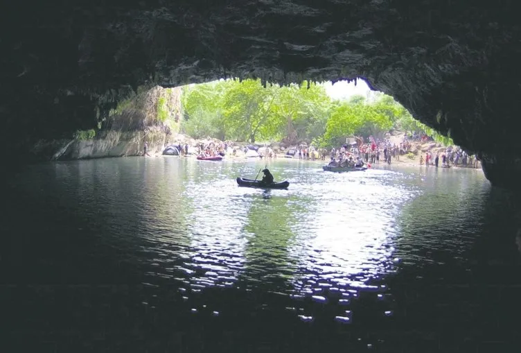 Dünyanın üçüncü, Türkiye’nin en büyük yer altı gölü mağarası!