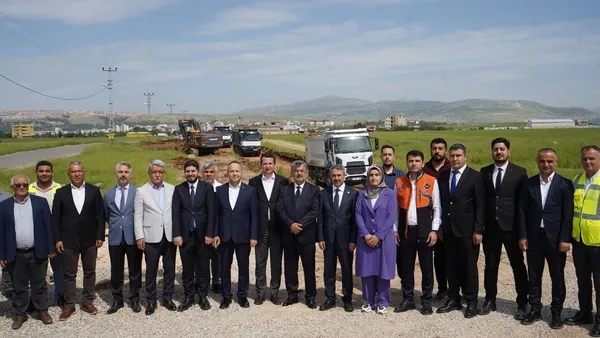 adiyaman-celikhan-yolu-sehir-gecisi-calismalari-basladi-1778768636781.jpg