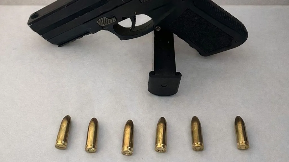 Edirne’de arkadaşını ziyarete gelmişti: Hastanede silahla yakalandı! Edirne’de arkadaşını ziyarete gelmişti: Hastanede silahla yakalandı!