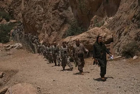 1793003731000.png Sincar’da kritik dönüm noktası: PKK’nın uzantısı silah bırakıyor! Bölgede kontrol Irak ordusuna geçiyor