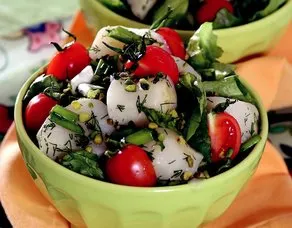 Yerelması Salatası