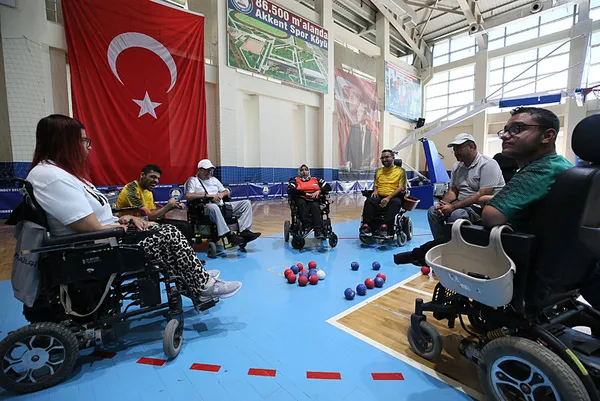 4-yasinda-felc-kaldi-49-yasinda-turkiye-boccia-sampiyonu-oldu-iste-ilham-veren-o-hikaye-1758004810560.jpeg