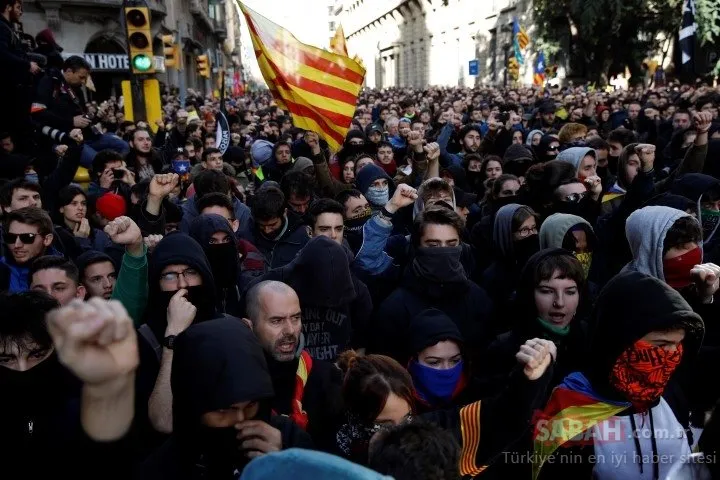 Barselona sokakları karıştı!