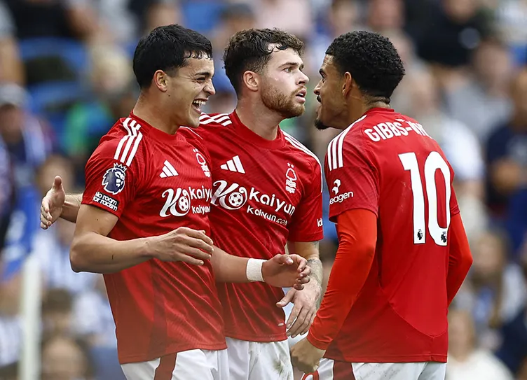 SON DAKİKA! Ferdi Kadıoğlu çok sinirlendi! Olaylı Brighton-N. Forrest maçında 3 kırmızı kart... Spor Haberleri