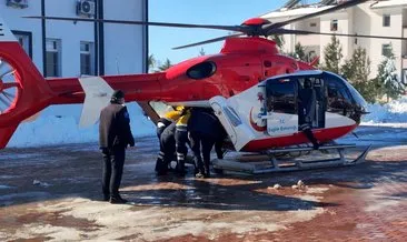 Hamile kadın helikopterle hastaneye ulaştırıldı