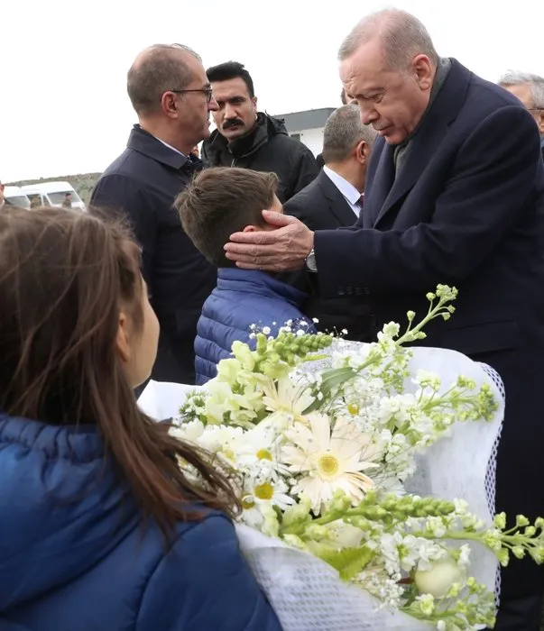 Son dakika! İzmir Ege Otoyolu projesi böyle açıldı! Açılıştan dakikalar önce dikkat çeken detay...