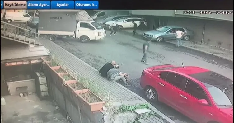İstanbul’da dehşet: Önce kafa attı sonra silahla kovaladı!