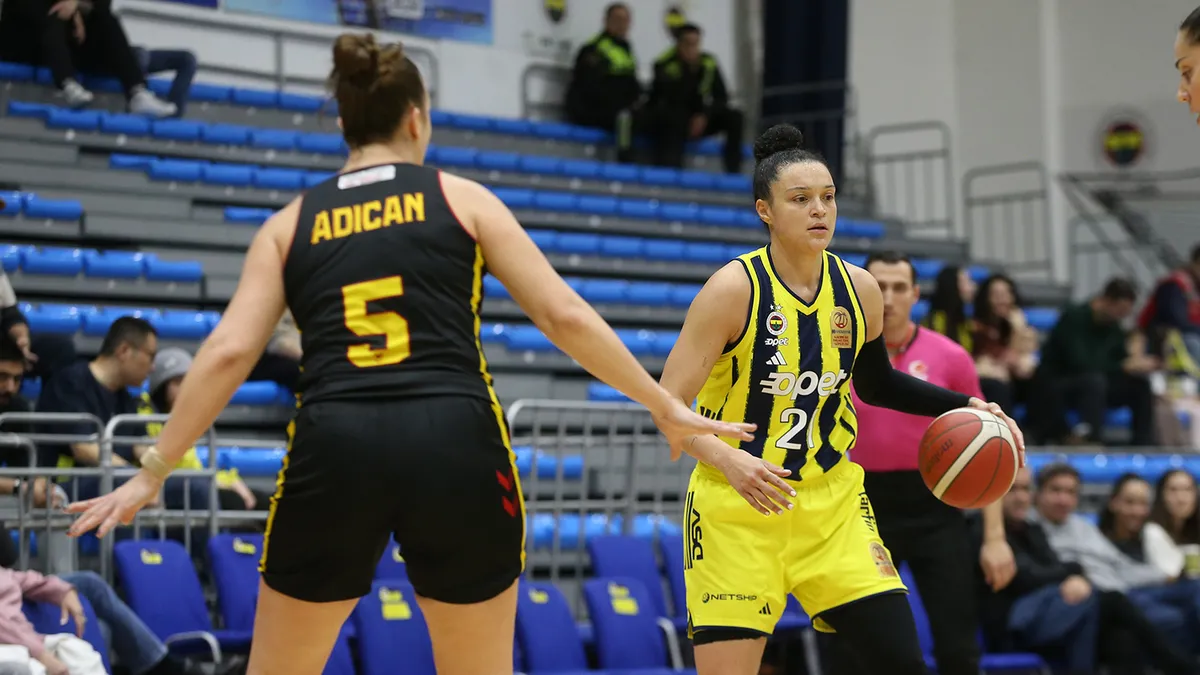 Fenerbahçe Opet, Melikgazi Kayseri Basketbol’u farklı geçti! Fenerbahçe Opet, Melikgazi Kayseri Basketbol’u farklı geçti!