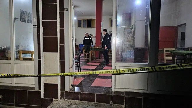 adanadaki-cifte-cinayetin-sebebi-8-ceyrek-katilin-olaydan-onceki-paylasimi-kan-dondurdu-yolun-sonuna-5-dakika-1743065682879.jpeg