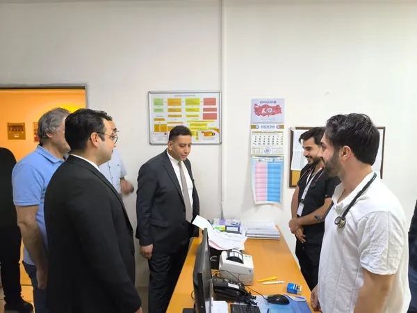 sanliurfa-il-saglik-muduru-hastaneleri-denetledi-1726822330808.jpg