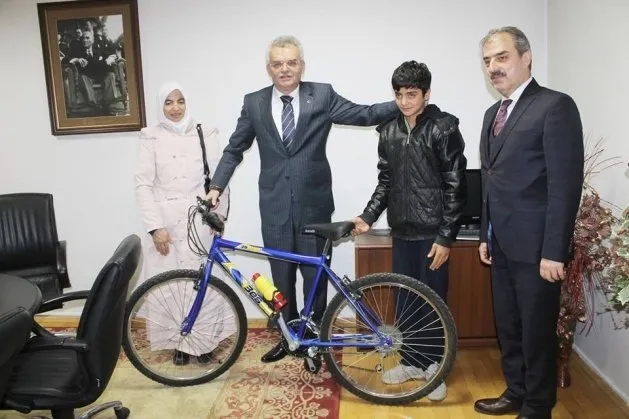 Cumhurbaşkanı Erdoğan’dan istediği bisiklete kavuştu