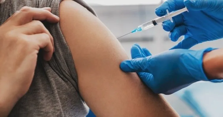 Kimler 4. doz aşı olacak? Sağlık Bakanlığı’ndan 3. dozunu BioNTech olanlara 4. doz kararı!