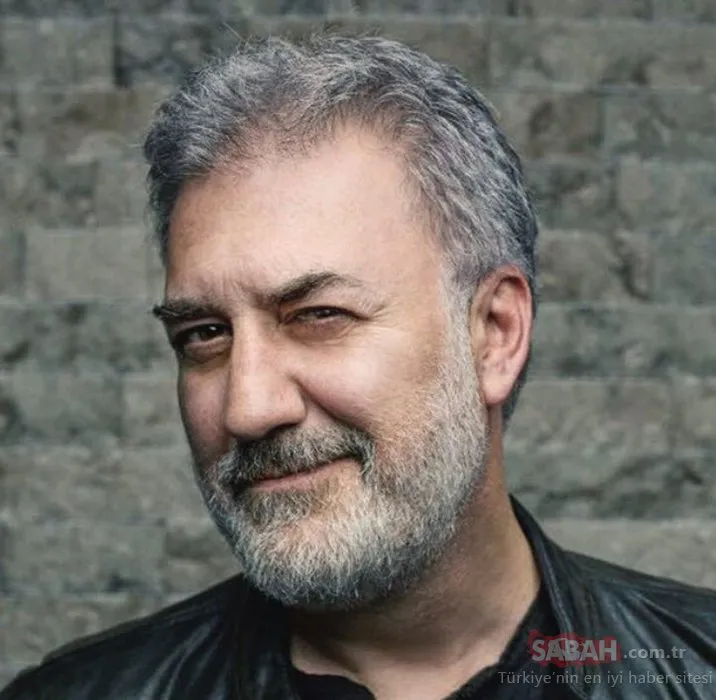 Annesi Arzu Balkan babası Tamer Karadağlı! 18 yaşındaki Zeyno Karadağlı güzelliği ve zarafeti ile hayran bıraktı!