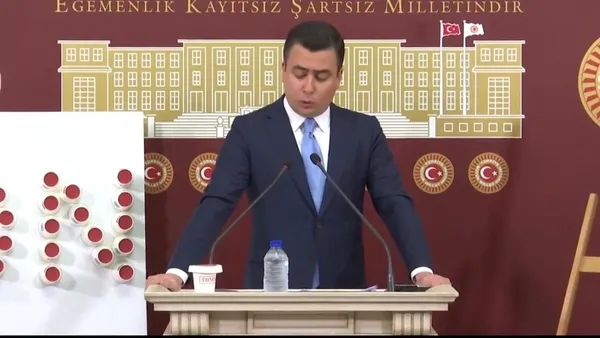 osman-gokcek-tek-tek-acikladi-mansur-yavastan-159-milyonluk-cay-bardagi-vurgunu-45-milyon-karton-bardak-nerede-1746632213913.jpg