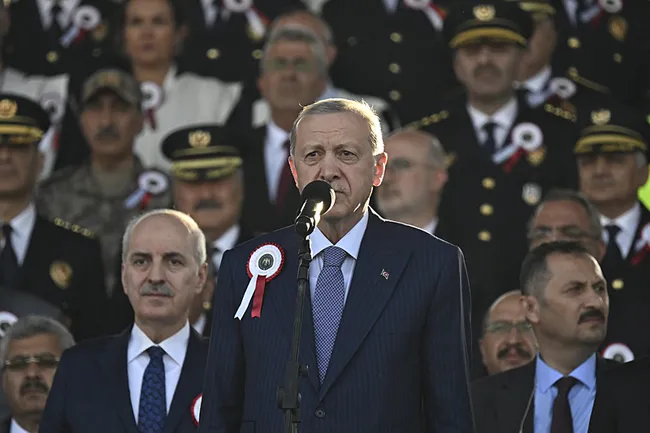 son-dakika-baskan-erdogan-teror-orgutu-kipirdayamaz-halde-1719335891079.jpeg SON DAKİKA| Başkan Erdoğan: Terör örgütü kıpırdayamaz halde