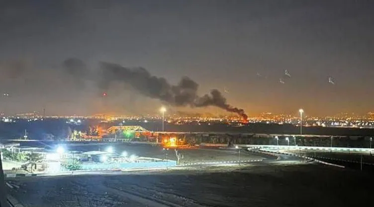 SON DAKİKA | Katil İsrail misilleme saldırısı başlattı! İran ve Suriye’de peş peşe patlamalar