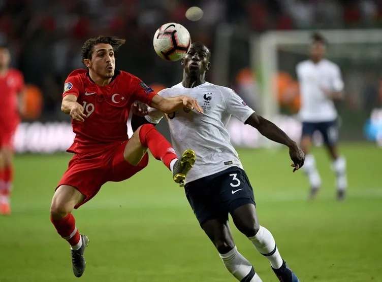 Trabzonspor’un genç yıldızı Abdülkadir Ömür’den flaş transfer açıklaması