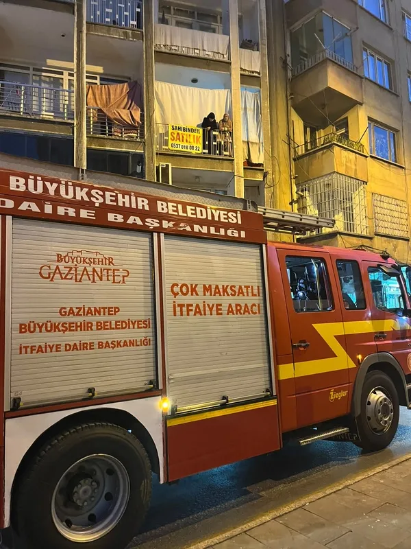 gaziantepte-aci-son-yasli-kadin-yanginda-oldu-1785955438002.jpg