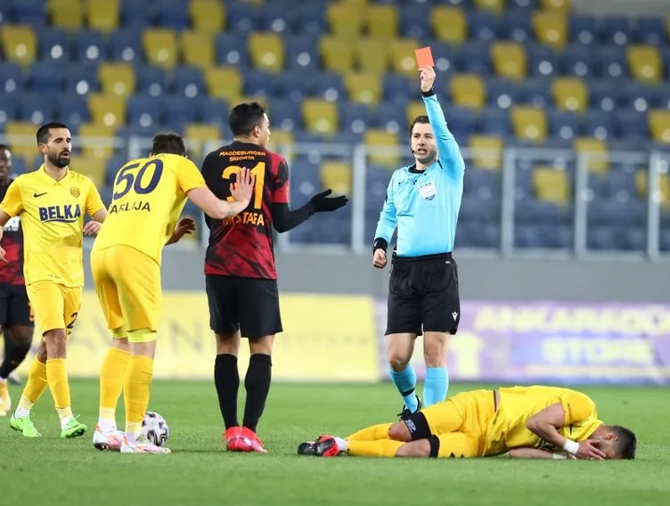 Son dakika: Ahmet Çakar’dan olay sözler! Türk hakemleri Türk futbolunun yüz karası! Cüneyt Çakır’ın yaptıkları...