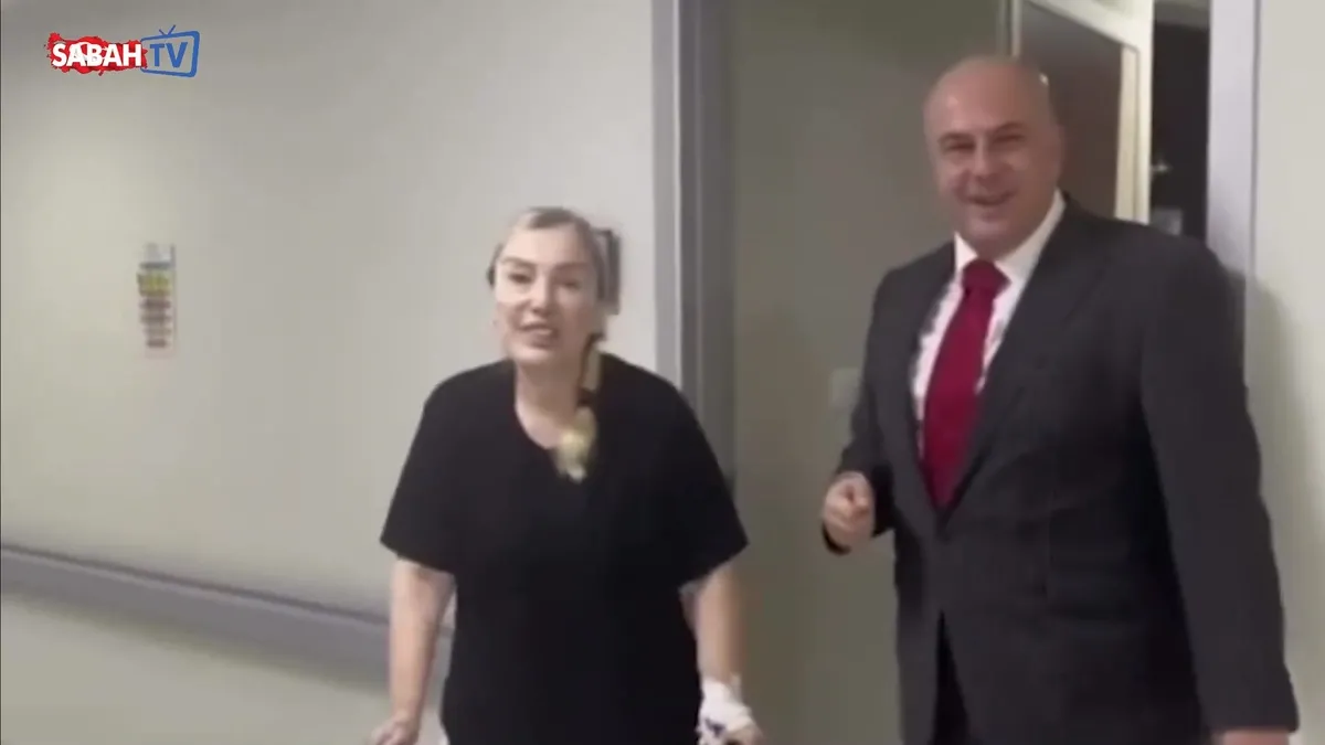 Seda Sayan'ın Kız Kardeşi Diz Protezi Ameliyatı Oldu
