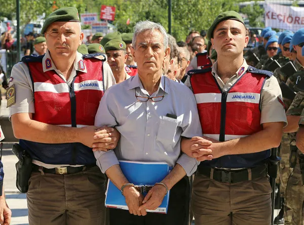 Darbeci hain Akın Öztürk mahkemede kendini böyle savundu! - 1