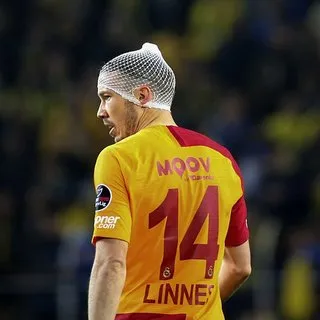 Galatasaray Kayserispor maçında Martin Linnes'in dalya heyecanı