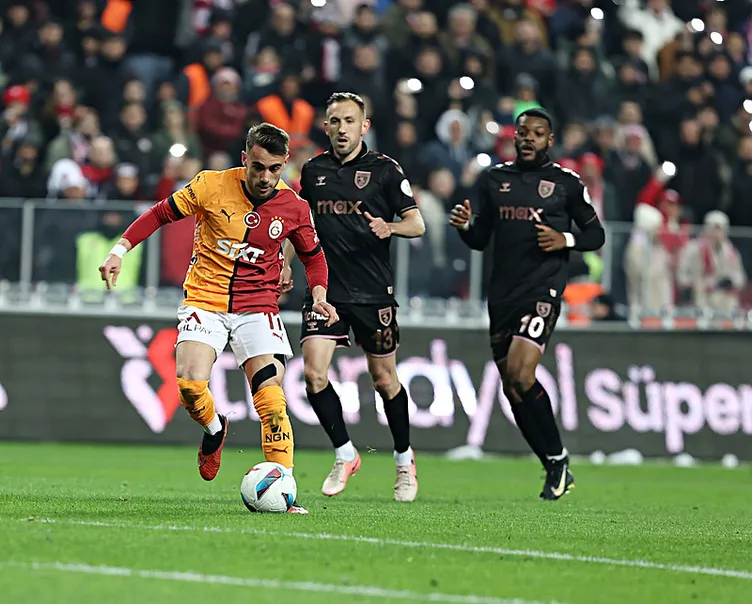 Son dakika haberi: Galatasaray’a transferde kötü haber! Yıldız futbolcunun sözleşmesi uzadı…