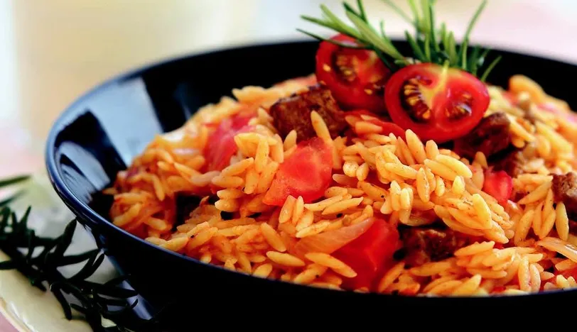 Domatesli Şehriye Pilavı