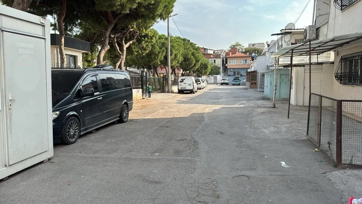 İzmir’de sokak ortasında canice katletti: Eski eş dehşeti Gülben’i hayattan kopardı!