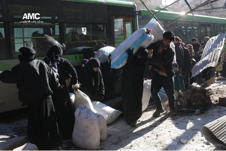 Halep’teki zulümden kurtulan ilk konvoy